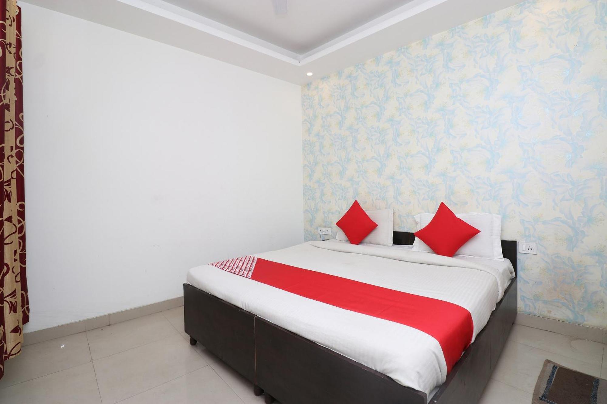 Oyo Flagship Hotel Daimond New Delhi Ngoại thất bức ảnh