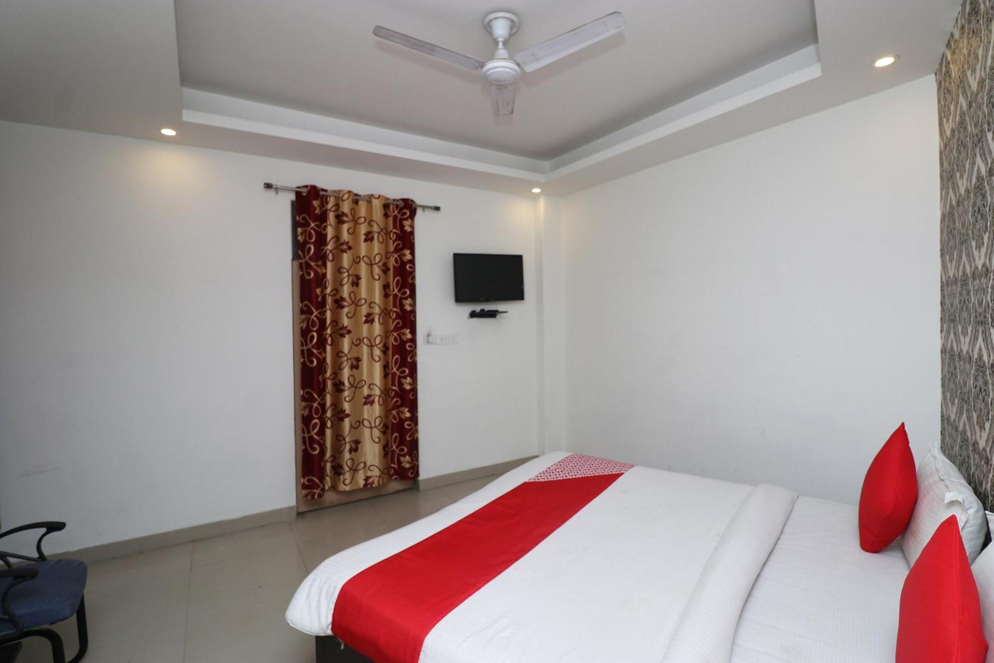 Oyo Flagship Hotel Daimond New Delhi Ngoại thất bức ảnh